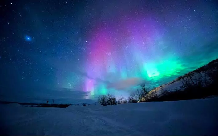 Che cosa è l'aurora boreale e come si forma